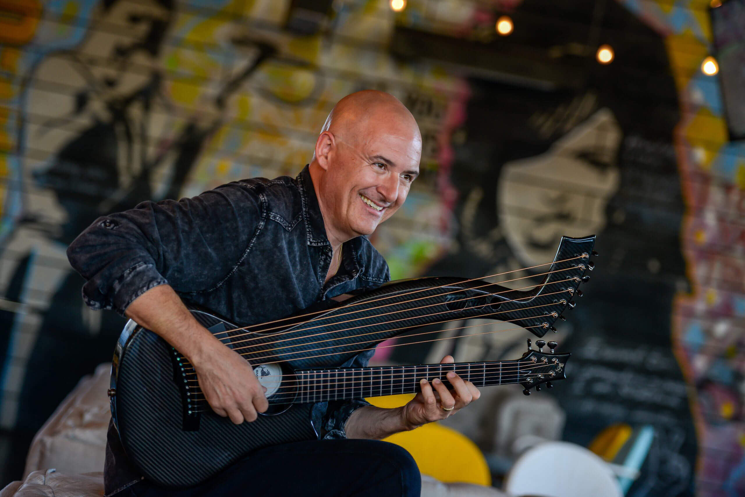 Bill Dutcher reviews his Synergy X7 harp guitar - Emerald Guitars