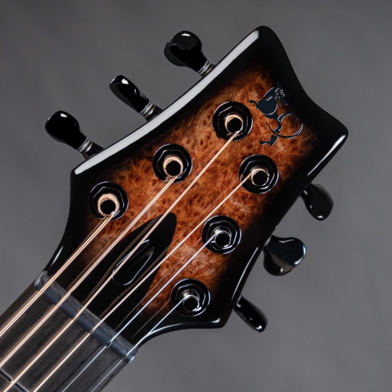 x7 - Emerald guitar tuning pegs close-up