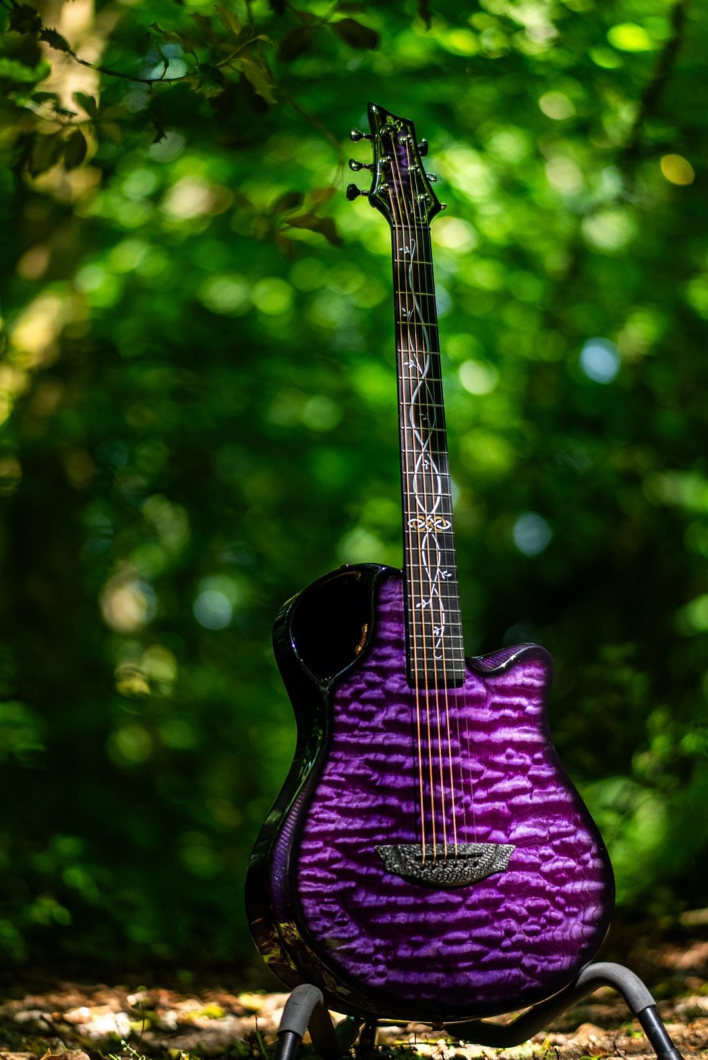 How Carbon Fiber Innovation has Reimagined Acoustic Guitar Tone